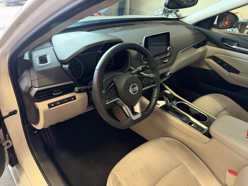 2020 Nissan Altima 2.5 SV