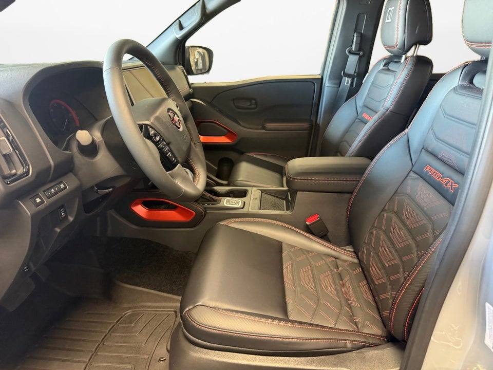 2026 Nissan Frontier PRO-4X w/R Package