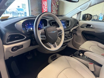 2019 Chrysler Pacifica Hybrid Limited