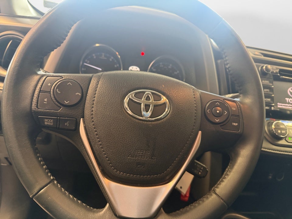 2016 Toyota RAV4 XLE