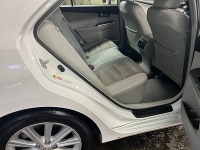 2012 Toyota Camry Hybrid XLE