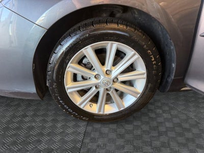 2014 Toyota Camry Hybrid XLE