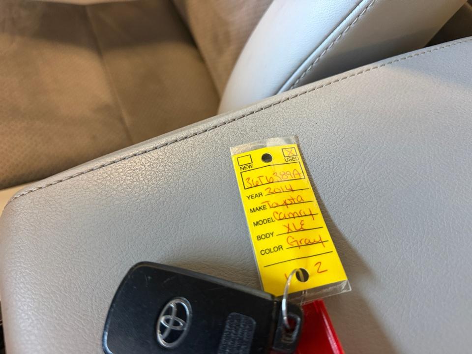 2014 Toyota Camry Hybrid XLE