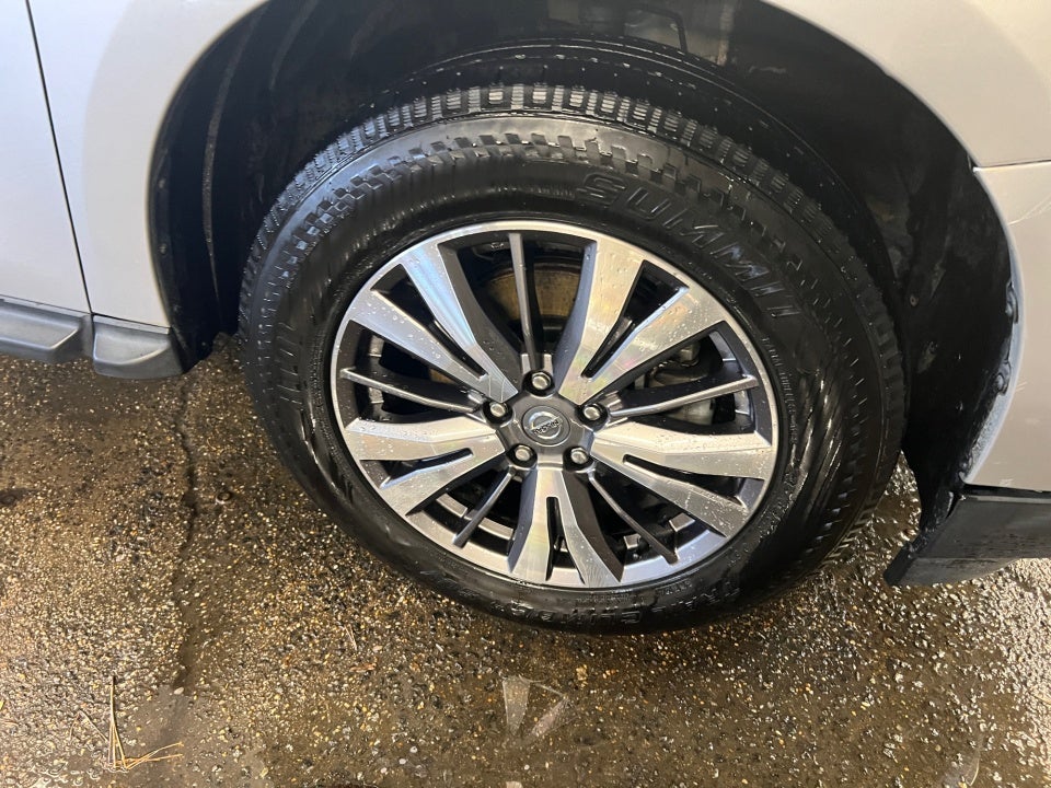 2020 Nissan Pathfinder SV 4WD