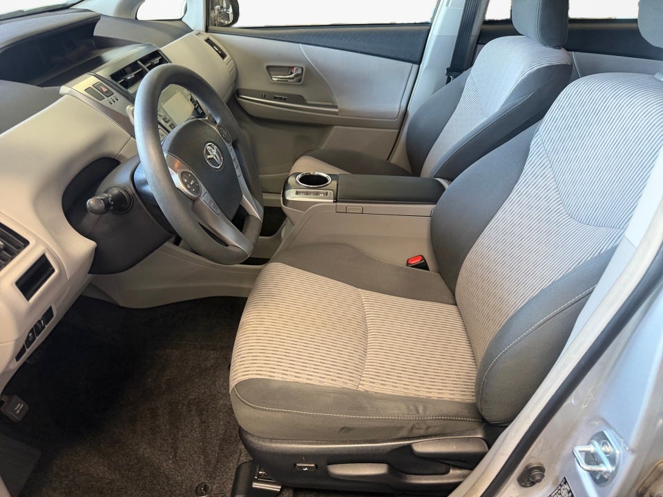 2017 Toyota Prius v Three