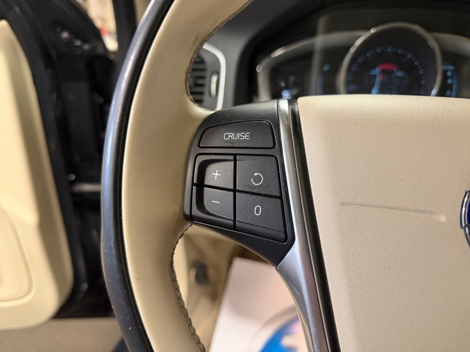 2015 Volvo S60 T5 Premier