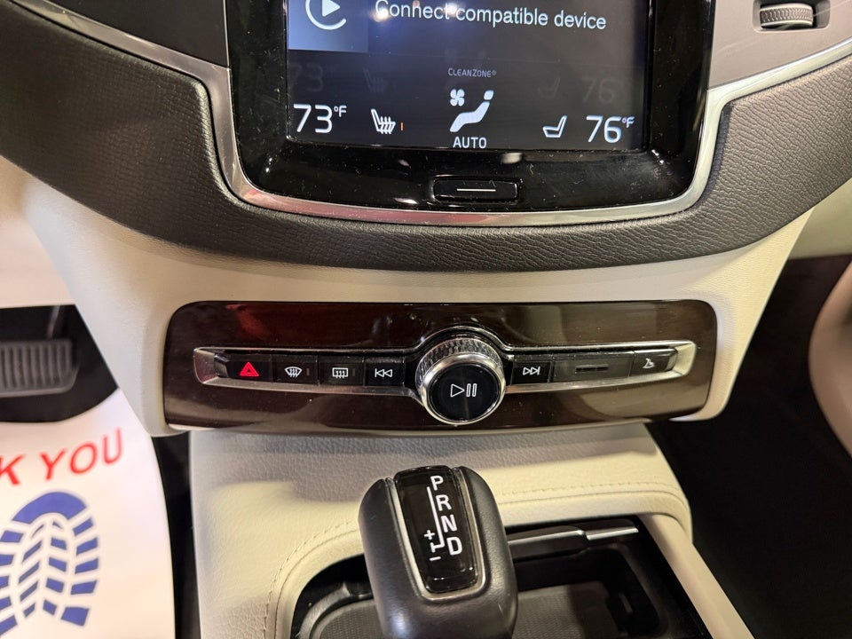 2019 Volvo XC90 T6 Momentum