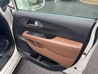 2019 Chrysler Pacifica Hybrid Limited