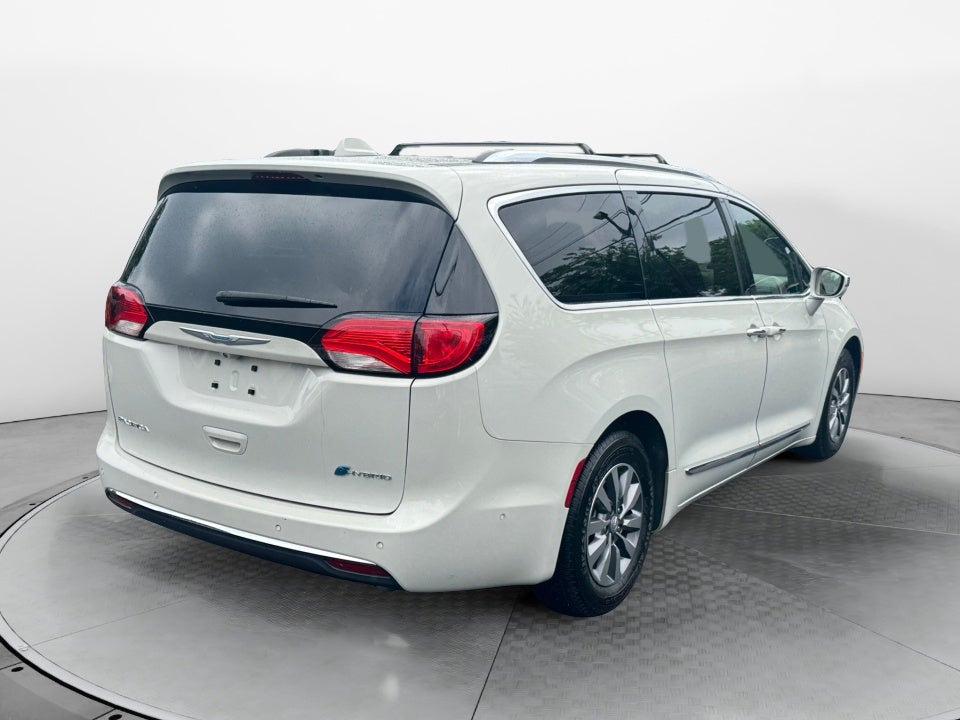 2019 Chrysler Pacifica Hybrid Limited