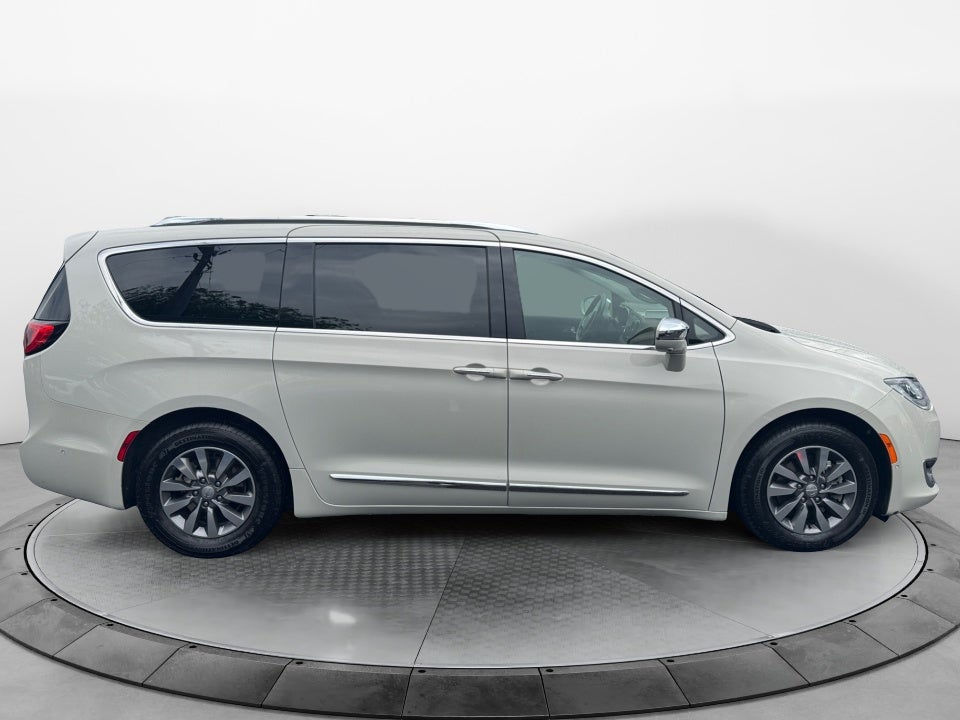 2019 Chrysler Pacifica Hybrid Limited