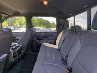 2020 RAM 1500 Big Horn Crew Cab 4x4 5'7" Box