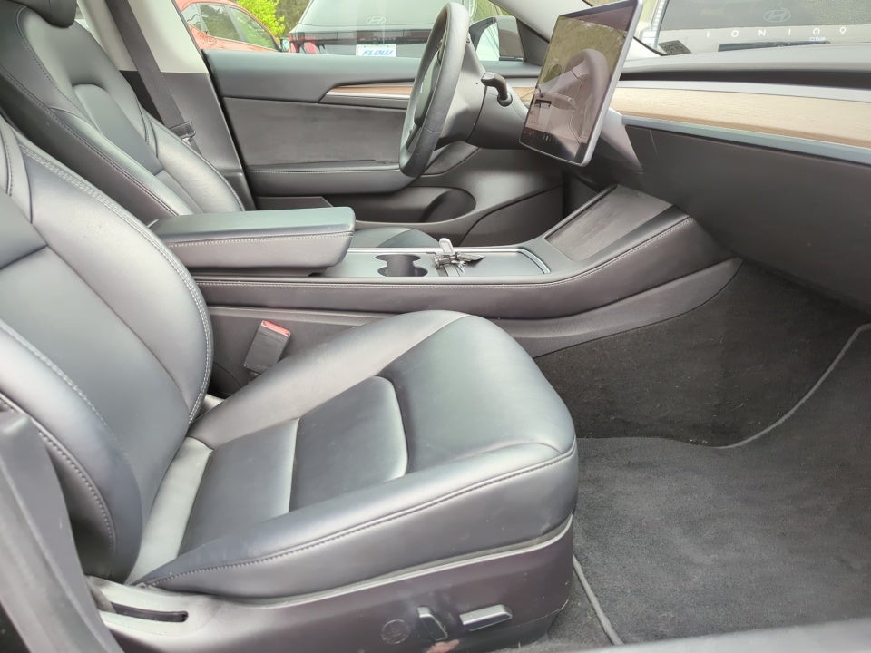 2022 Tesla Model 3 Long Range Dual Motor All-Wheel Drive