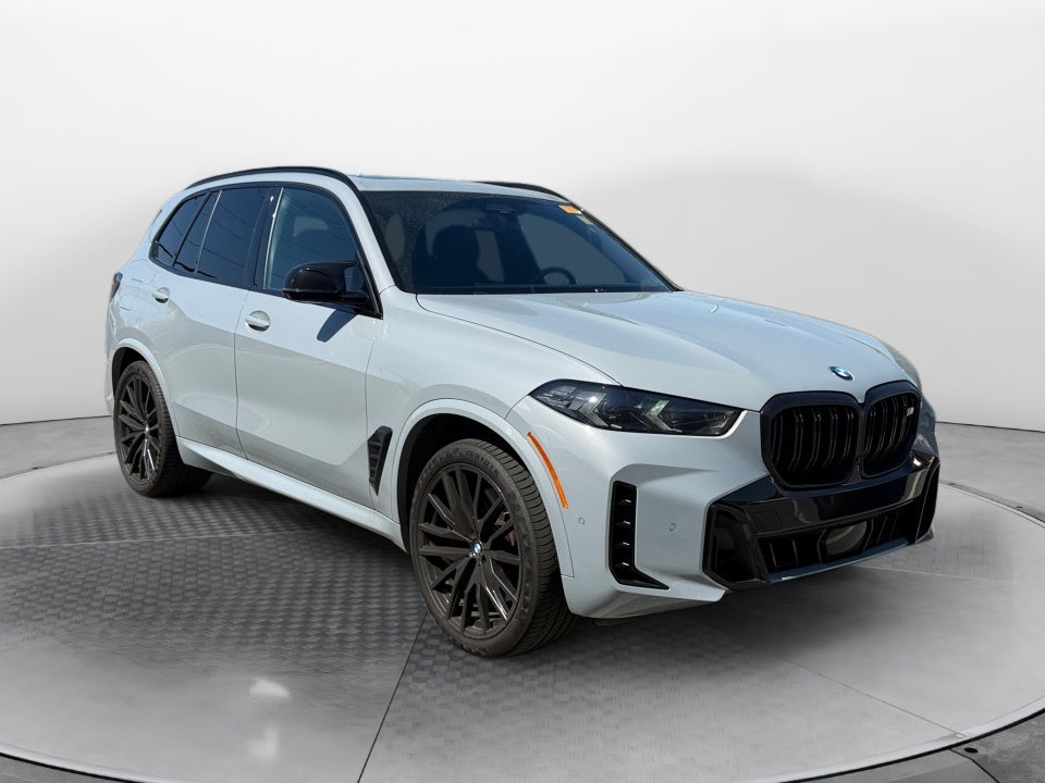 2024 BMW X5 M60i