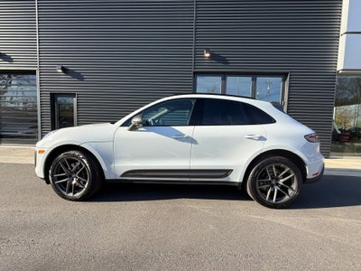 2025 Porsche Macan T