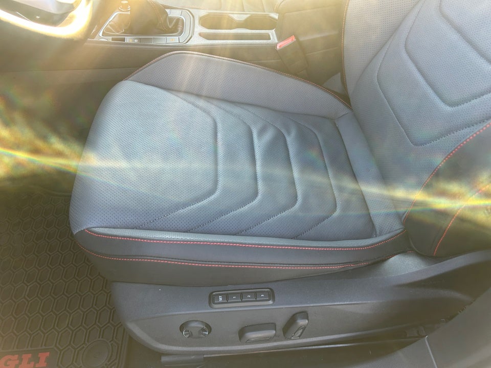 2025 Volkswagen Jetta GLI 2.0T Autobahn