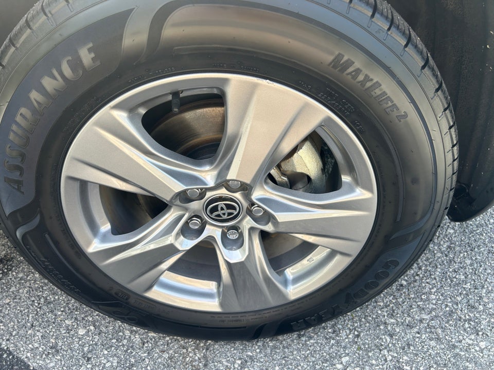 2022 Toyota RAV4 Hybrid Hybrid XLE