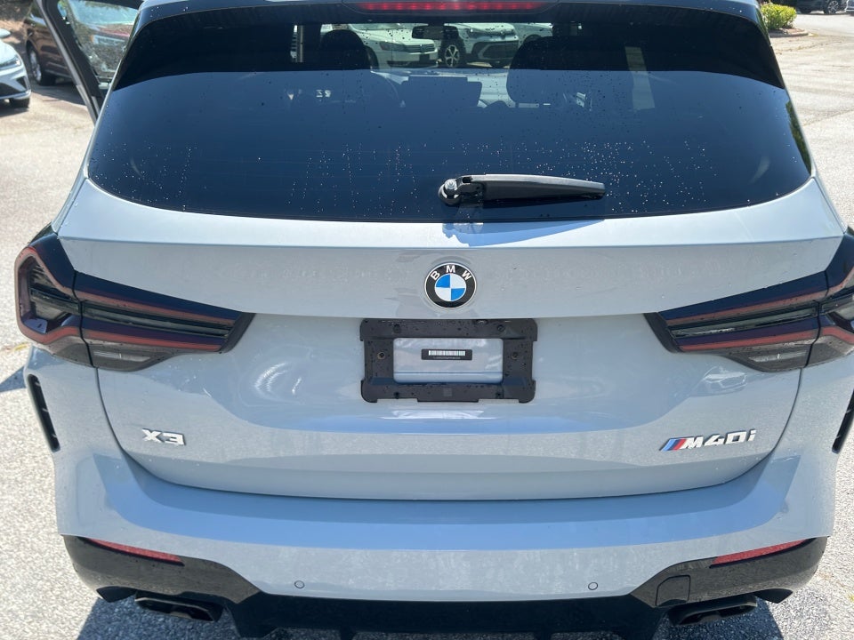 2023 BMW X3 M40i