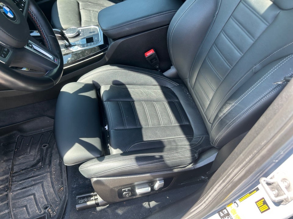 2023 BMW X3 M40i