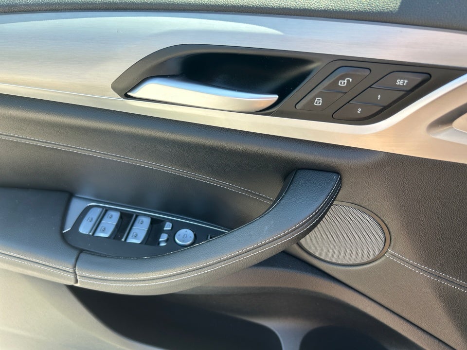2023 BMW X3 M40i