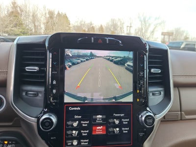 2020 RAM 1500 Laramie Crew Cab 4x4 6'4" Box