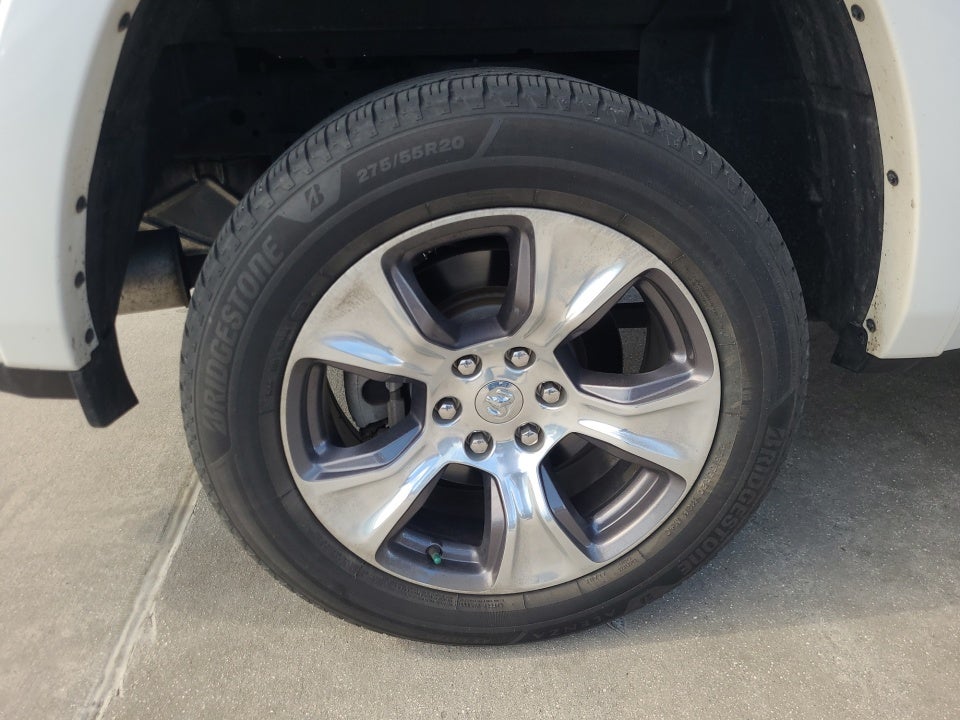 2020 RAM 1500 Laramie Crew Cab 4x4 6'4" Box