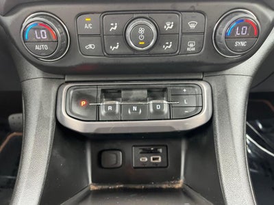 2022 GMC Acadia AT4