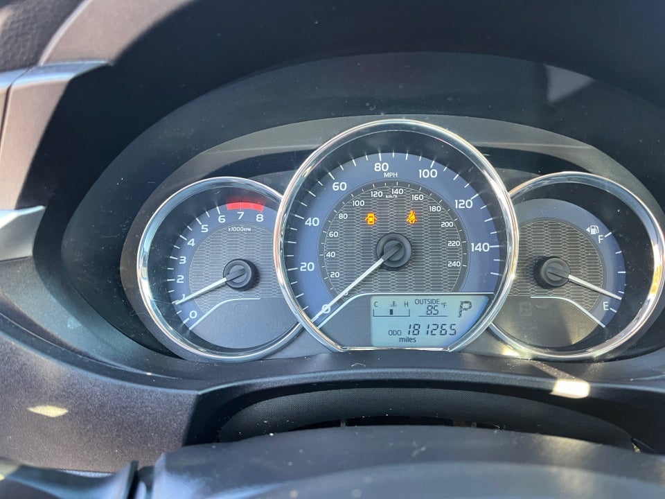2015 Toyota COROLLA LE