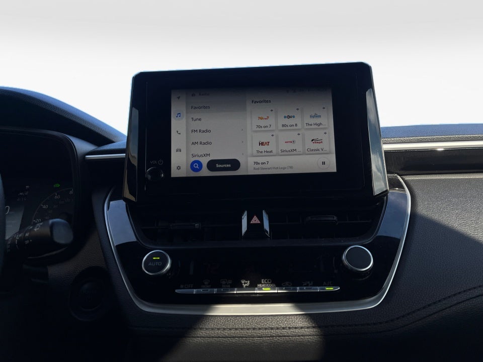 2025 Toyota COROLLA CROSS HV SE