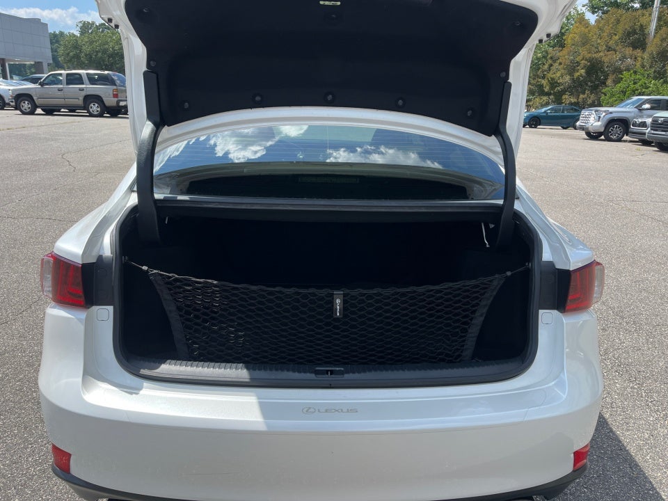 2016 Lexus IS 4dr Sdn AWD