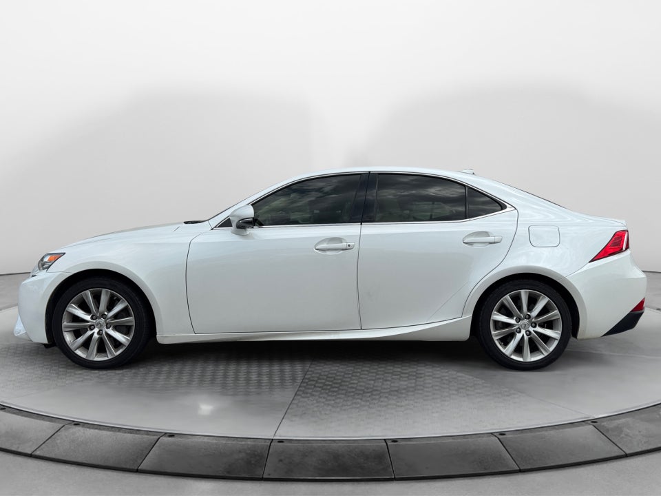 2016 Lexus IS 4dr Sdn AWD
