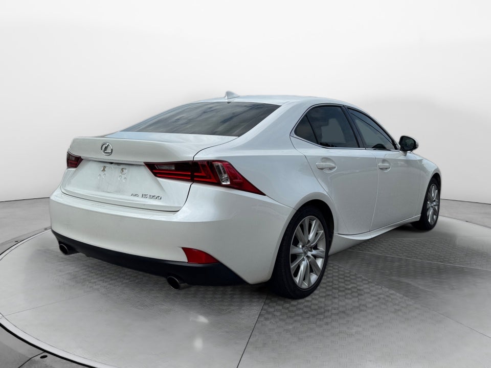 2016 Lexus IS 4dr Sdn AWD