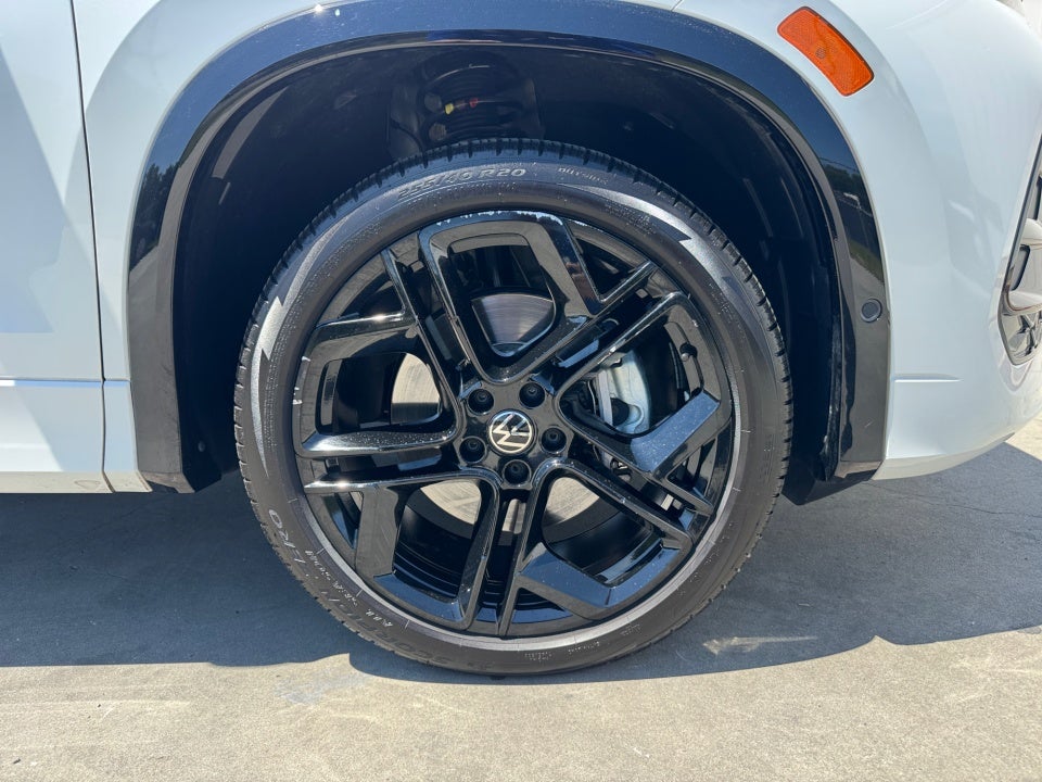 2025 Volkswagen Tiguan 2.0T SE R-Line Black