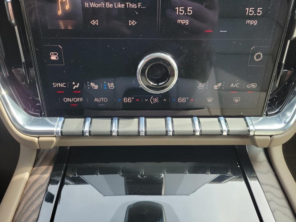 2026 GMC Yukon XL Denali Reserve