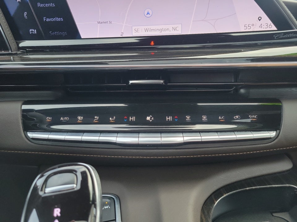 2022 Cadillac Escalade Premium Luxury