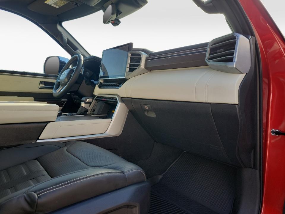 2024 Toyota Sequoia Capstone