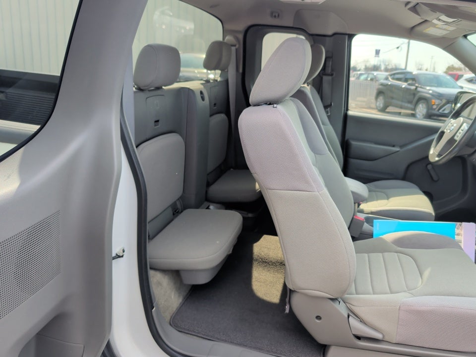 2017 Nissan Frontier S