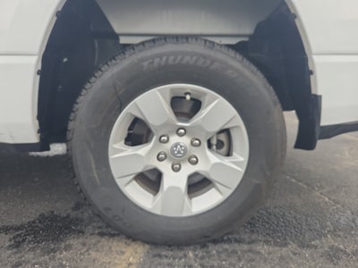 2022 RAM 1500 Big Horn Crew Cab 4x4 5'7" Box