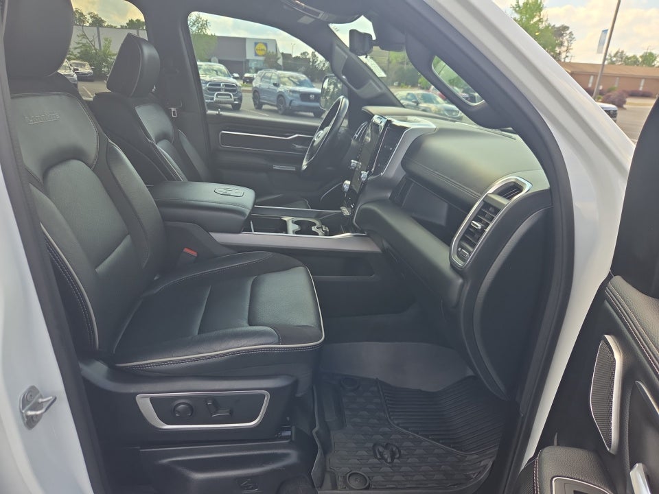 2022 RAM 1500 Laramie Crew Cab 4x4 5'7" Box