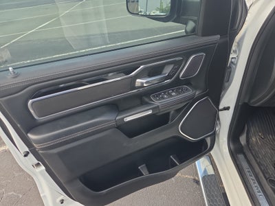 2022 RAM 1500 Laramie Crew Cab 4x4 5'7" Box