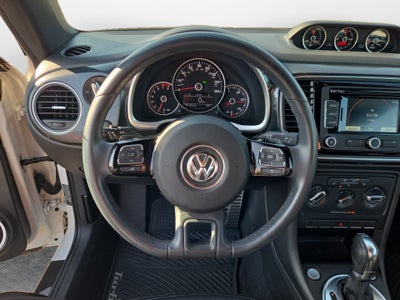 2012 Volkswagen Beetle 2.0T Turbo w/Sound/Nav PZEV