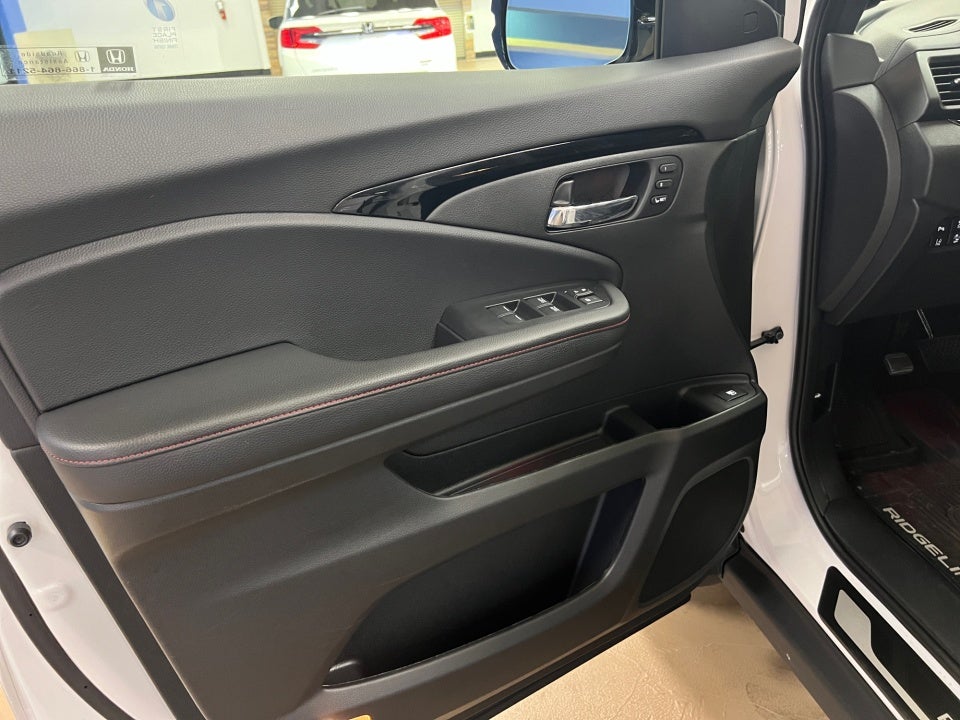2025 Honda Ridgeline Black Edition