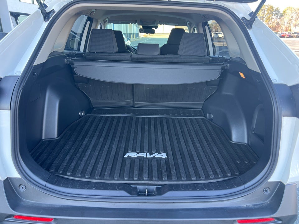 2019 Toyota RAV4 Hybrid LE