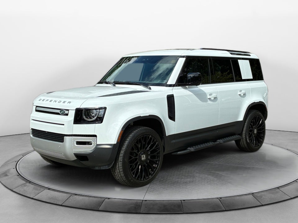 2025 Land Rover Defender 110 P400 S
