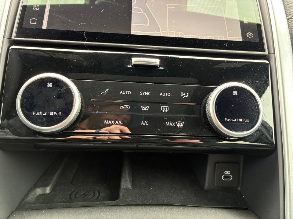 2025 Land Rover Discovery P360 Dynamic SE
