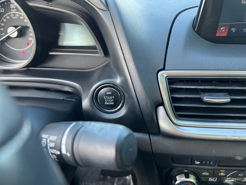 2018 Mazda Mazda3 Touring
