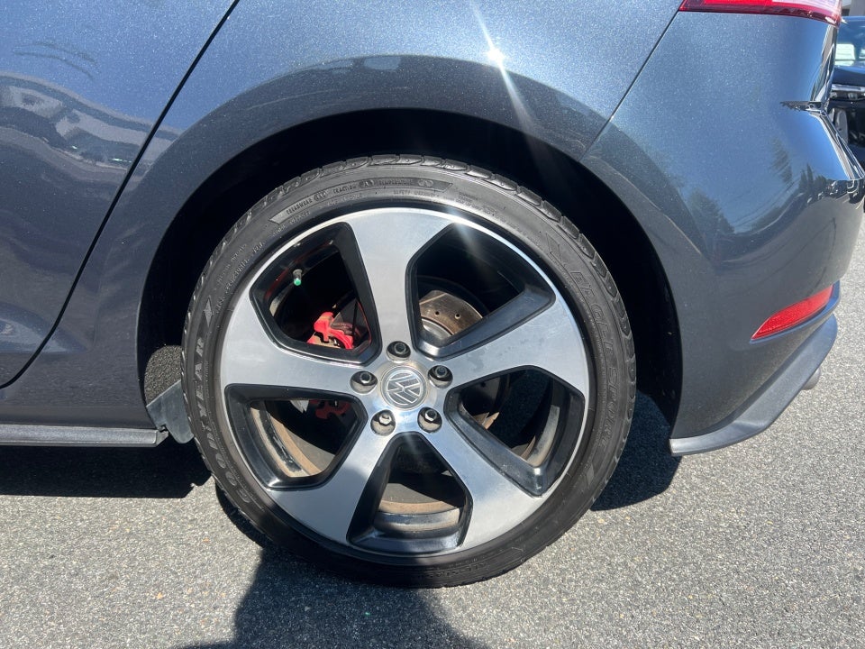 2018 Volkswagen Golf GTI S