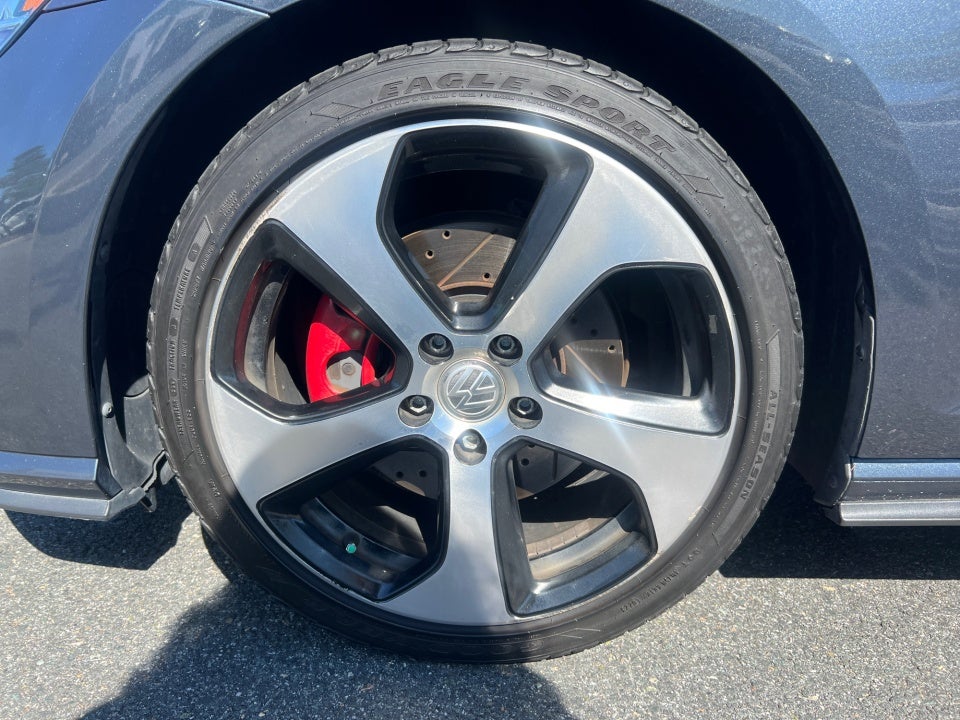 2018 Volkswagen Golf GTI S
