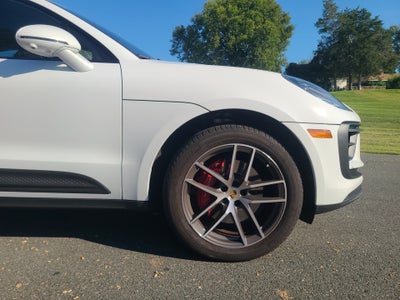 2022 Porsche Macan S