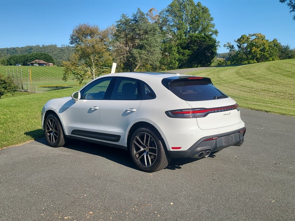 2022 Porsche Macan S