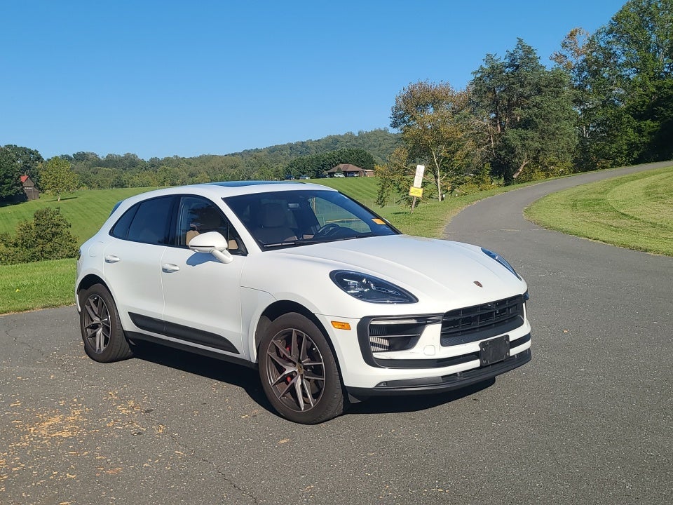 2022 Porsche Macan S